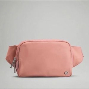 BNWT LULULEMON Everywhere Belt Bag Large 2L - PINK PASTEL - Crossbody Fanny Pack